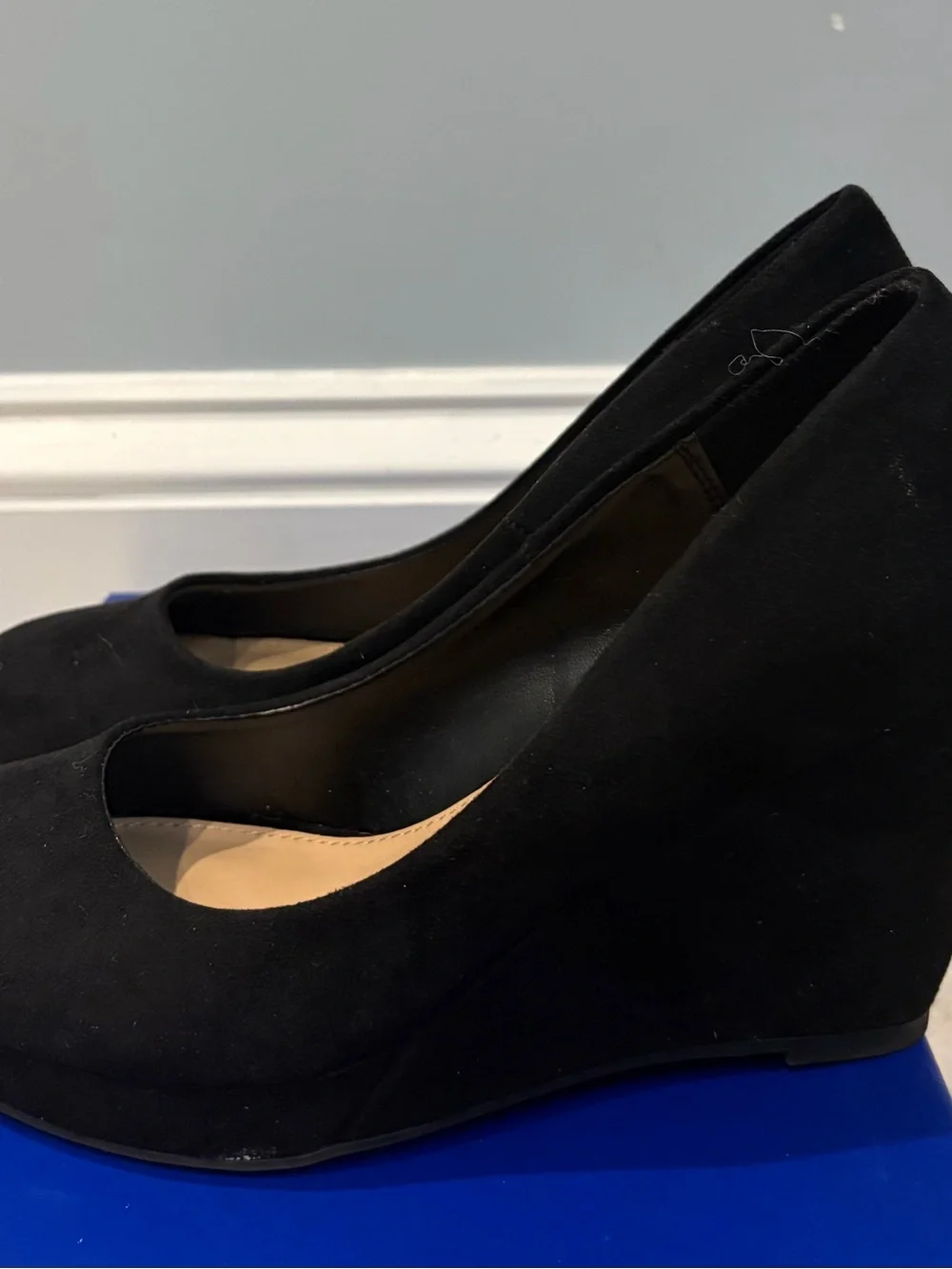 Apt. 9 Women's Black Suede Platform Pumps - Classic Comfort